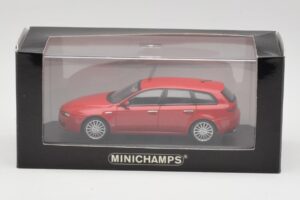 Alfa Romeo 159 Sportwagon Alfa Rdeč Minichamps 1:43 400120511 Kovina – slika 4 od 4
