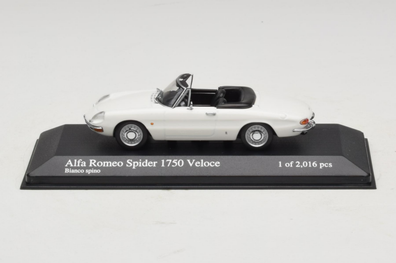 Alfa Romeo 1750 Spider Veloce Bela Minichamps 1:43 400120530 Kovina