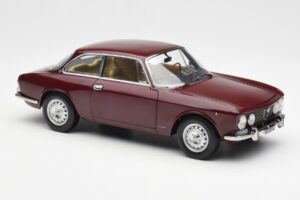 Alfa Romeo 2000 GTV Kostanjevo Rdeč Norev 1:18 187916 Kovina – slika 6 od 8
