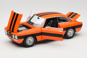 Alfa Romeo 2000 GTV Oranžen Norev 1:18 187918 Kovina – slika 2 od 8