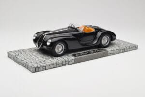 Alfa Romeo 6C 2500 SS Corsa Spider Črn Minichamps 1:18 107120231 Kovina