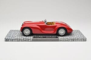 Alfa Romeo 6C 2500 SS Corsa Spider Rdeč Minichamps 1:18 107120230 Smola – slika 3 od 6