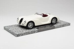 Alfa Romeo 6C 2500 SS Corsa Spider Bel Minichamps 1:18 107120232 Smola