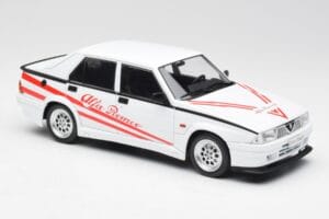 Alfa Romeo 75 Turbo Evoluzione Bel MCG 1:18 MCG18430 Kovina – slika 4 od 6