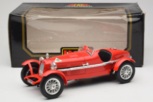 Alfa Romeo 8C 2300 Monza Rdeč Bburago 1:18 3014 Kovina – slika 6 od 6