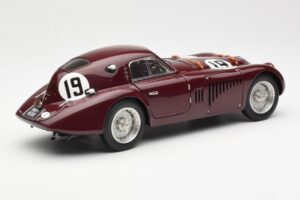 Alfa Romeo 8C 2900 B Speciale #19 24 Hours of Le Mans 1938 CMC 1:18 M-111 Kovina – slika 2 od 6