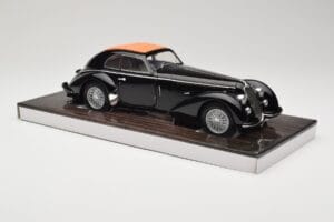 Alfa Romeo 8C 2900B Lungo Črn Minichamps 1:18 100120421 Kovina – slika 6 od 8