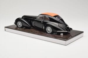 Alfa Romeo 8C 2900B Lungo Črn Minichamps 1:18 100120421 Kovina – slika 7 od 8