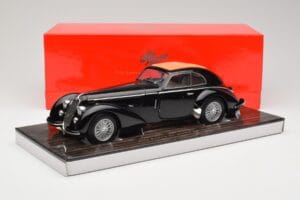 Alfa Romeo 8C 2900B Lungo Črn Minichamps 1:18 100120421 Kovina – slika 8 od 8
