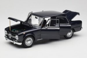 Alfa Romeo Giulia 1300 Moder Minichamps 1:18 180120905 Kovina – slika 2 od 8