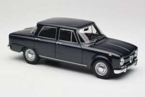 Alfa Romeo Giulia 1300 Moder Minichamps 1:18 180120905 Kovina – slika 6 od 8