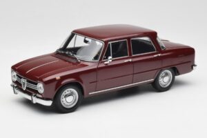 Alfa Romeo Giulia 1300 Temno Rdeč Minichamps 1:18 180120906 Kovina