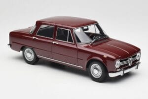 Alfa Romeo Giulia 1300 Temno Rdeč Minichamps 1:18 180120906 Kovina – slika 6 od 8