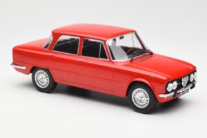 Alfa Romeo Giulia Nuova Super Rdeč MCG 1:18 MCG18145 Kovina – slika 4 od 6