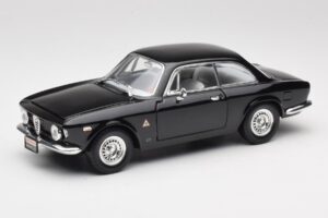Alfa Romeo Giulia Sprint GTA Črn Road Signature 1:18 92348 Kovina
