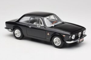 Alfa Romeo Giulia Sprint GTA Črn Road Signature 1:18 92348 Kovina – slika 6 od 8