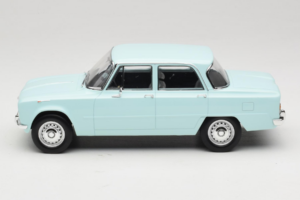 Alfa Romeo Giulia TI 105 Sky Blue Norev 1:18 187974 Kovina – slika 4 od 7