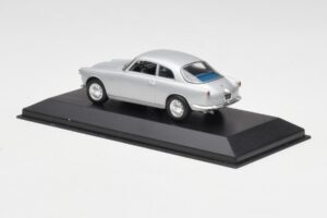 Alfa Romeo Giulietta Sprint Srebrn Minichamps 1:43 400120400 Kovina – slika 3 od 4