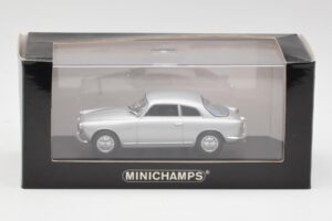 Alfa Romeo Giulietta Sprint Srebrn Minichamps 1:43 400120400 Kovina – slika 4 od 4