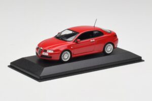 Alfa Romeo GT Alfa Rdeč Minichamps 1:43 400120321 Kovina – slika 2 od 4