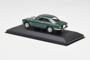 Alfa Romeo Giulia GTA 1300 Junior Zelen Minichamps 1:43 ALFA010 Kovina – slika 3 od 4