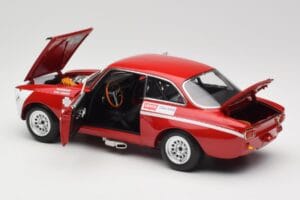Alfa Romeo GTA 1300 Junior #33 T. Hezemans / G. van Lennep Hezemans Jarama 1972 Minichamps 1:18 100721233 Kovina – slika 5 od 8