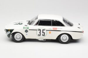 Alfa Romeo GTA 1300 Junior #35 C. Colzani / Pooky / G. Venturi 4 Hours of Jarama 1972 Minichamps 1:18 155721235 Kovina – slika 3 od 6