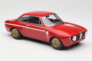 Alfa Romeo GTA 1300 Junior Rdeč Minichamps 1:18 155120020 Kovina – slika 4 od 6