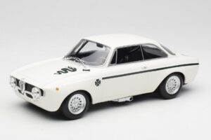 Alfa Romeo GTA 1300 Junior Bel Minichamps 1:18 155120021 Kovina