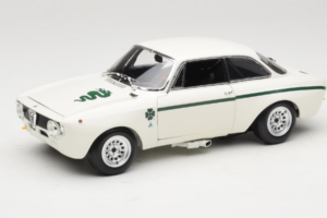 Alfa Romeo GTA 1300 Junior Bel Minichamps 1:18 100120501 Kovina