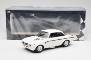 Alfa Romeo GTA 1300 Junior Bel Minichamps 1:18 155120021 Kovina – slika 6 od 6