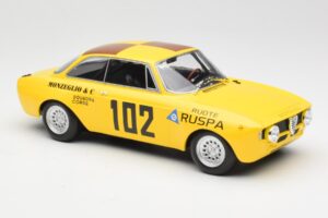 Alfa Romeo GTA 1300 #102 Squadra Corse R. Zanetti / M. Ruspa / Monzeglio Targa Florio 1971 Minichamps 1:18 155711202 Kovina – slika 4 od 6