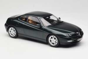 Alfa Romeo GTV 916 Coventry Green Metallic Norev 1:18 187842 Kovina – slika 4 od 6