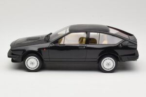 Alfa Romeo GTV6 2.5 Črn Laudoracing-Models 1:18 LM110C Kovina – slika 3 od 6