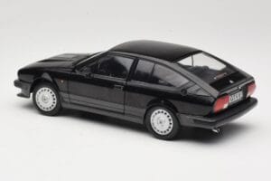 Alfa Romeo GTV6 Črn Solido 1:18 S1802302 Kovina – slika 7 od 8