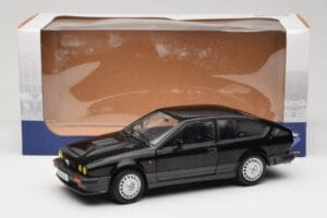 Alfa Romeo GTV6 Črn Solido 1:18 S1802302 Kovina – slika 8 od 8