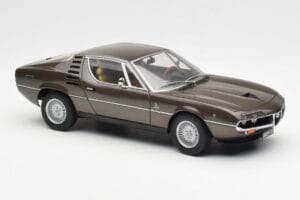 Alfa Romeo Montreal Rjav Metalik AUTOart 1:18 70173 Kovina – slika 6 od 8
