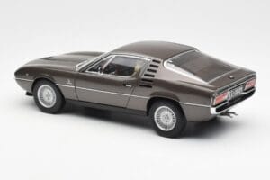 Alfa Romeo Montreal Rjav Metalik AUTOart 1:18 70173 Kovina – slika 7 od 8