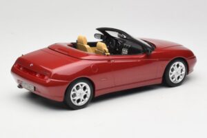 Alfa Romeo Spider 916 Proteo Red Metallic Norev 1:18 187854 Kovina – slika 2 od 6