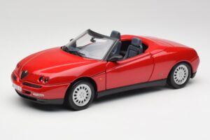 Alfa Romeo Spider 916 Alfa Rdeč Maisto 1:18 50278 Kovina