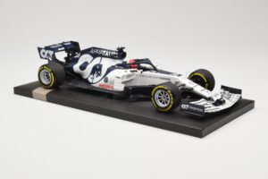 AlphaTauri Honda AT01 #26 D. Kvyat Italian GP 2020 Minichamps 1:18 117200826 Kovina – slika 4 od 6