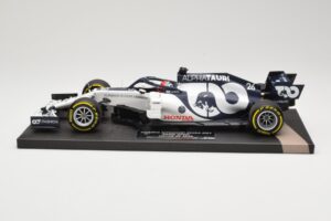 AlphaTauri Honda AT01 #26 D. Kvyat Italian GP 2020 Minichamps 1:18 117200826 Kovina