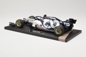 AlphaTauri Honda AT01 #26 D. Kvyat Italian GP 2020 Minichamps 1:18 117200826 Kovina – slika 5 od 6