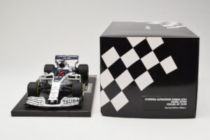AlphaTauri Honda AT01 #26 D. Kvyat Italian GP 2020 Minichamps 1:18 117200826 Kovina – slika 6 od 6