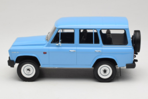 ARO 244 D Modra Aurora Models 1:18 TH180-01 Kovina – slika 3 od 6