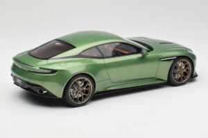 Aston Martin DB12 Zelen GT Spirit 1:18 GT466 Smola – slika 2 od 5
