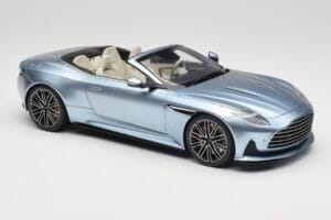 Aston Martin DB12 Volante Caribbean Blue Pearl GT Spirit 1:18 GT479 Smola – slika 4 od 6