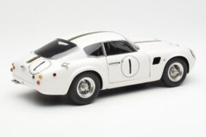 Aston Martin DB4 GT Zagato #1 24 Hours of Le Mans 1961 CMC 1:18 M-139 Kovina – slika 2 od 6
