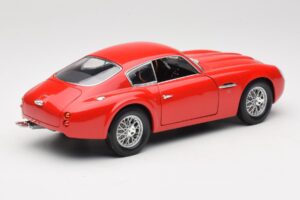 Aston Martin DB4 GT Zagato Rdeč Road Signature 1:18 92728 Kovina – slika 3 od 8