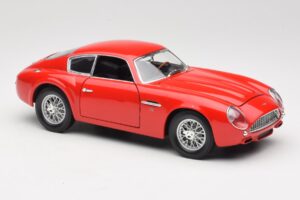 Aston Martin DB4 GT Zagato Rdeč Road Signature 1:18 92728 Kovina – slika 6 od 8
